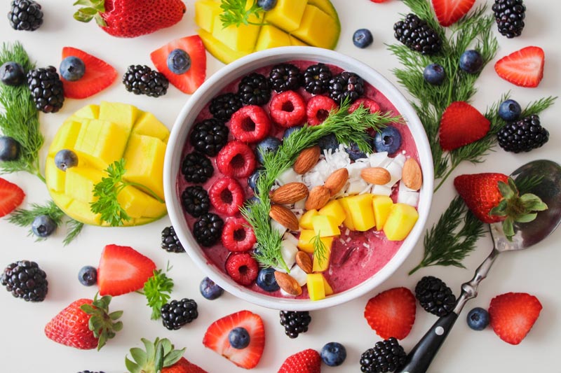 Exploring the Nutritional Benefits of Fruits in a Healthy and Balanced Diet
