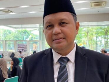 Foto Kepala Dinas Pendidikan dan Kebudayaan Tangsel, Deden Deni