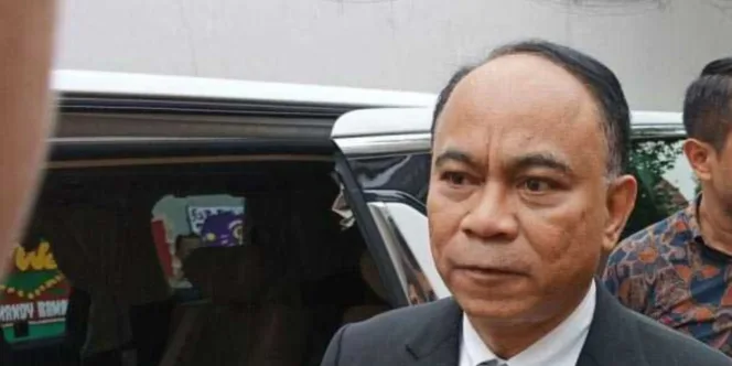
Budi Arie Hanya Diam Saat Ditanya Terlibat Judol Atau Tidak Pada Kasus Judi Online