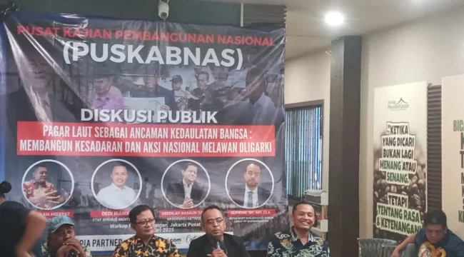 Ketua Riset dan Advokasi Publik LBHAP PP Muhammadiyah, Gufroni menduga ada keterlibatan Agung Sedayu Group terkait pagar laut di perairan Kabupaten Tangerang (Foto: Gunawan/Dok. Jejaknarasi.id)