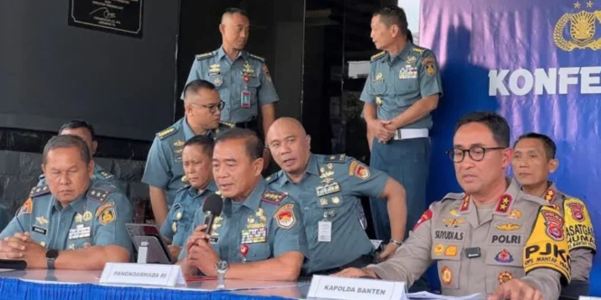 
					Oknum TNI AL Tembak Bos Rental Karena Mengaku Dikeroyok 15 Orang, Anak Almarhum “Cobaan Apalagi Ini”
