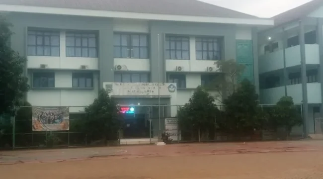 Gedung SMPN 8 Tangsel (foto: Ist)
