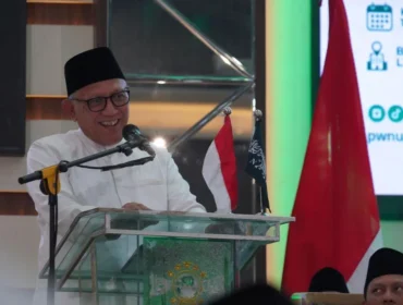 Ketua Pengurus Wilayah Nahdlatul Ulama (PWNU) Jawa Timur, KH Abdul Hakim Mahfudz menyampaikan dukungan penuh kepada program PBNU (Foto :Lembaga Ta'lif Wan Nasyr (LTN) NU)
