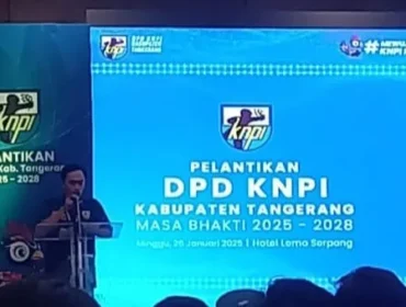 Muhamad Yusuf Basnar menjadi ketua DPD KNPI Kabupaten Tangerang Periode 2025-2028 saat memberikan sambutan usai dilantik. (foto: Istimewa)
