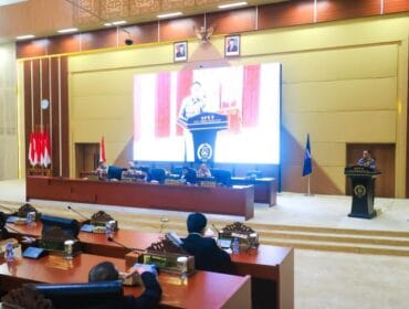 Suasana saat Berlangsungnya Rapat Paripurna DPRD Kota Tangerang Selatan.( Foto : Humas dan Protokol DPRD Kota Tangsel)