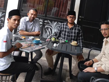 DPK KNPI Kec. Kelapa Dua Bersama Iqrar Risyad DPRD Kabupaten Tangerang (Foto : Jejaknarasi.id)