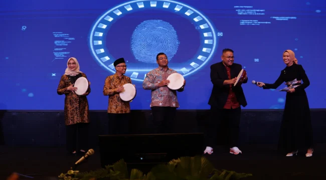 Ketua JMSI Teguh Santosa membuka Perayaan HUT JMSI Ke-5 di Banjarmasin (Foto : Istimewa)