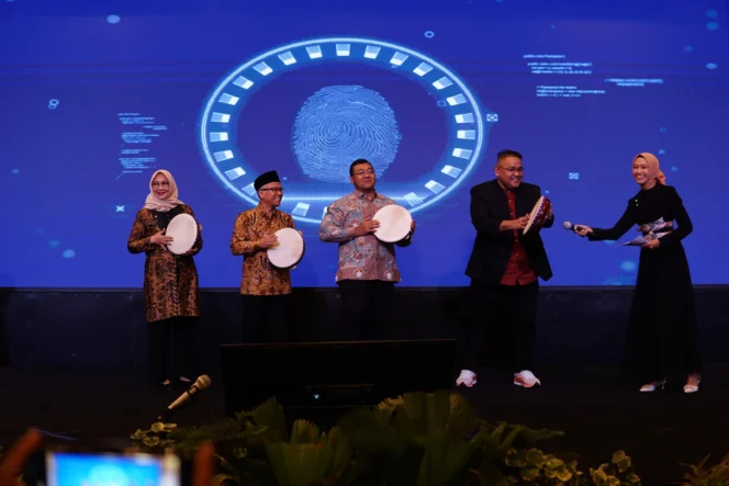 
					Ketua JMSI Teguh Santosa membuka Perayaan HUT JMSI Ke-5 di Banjarmasin (Foto : Istimewa)
