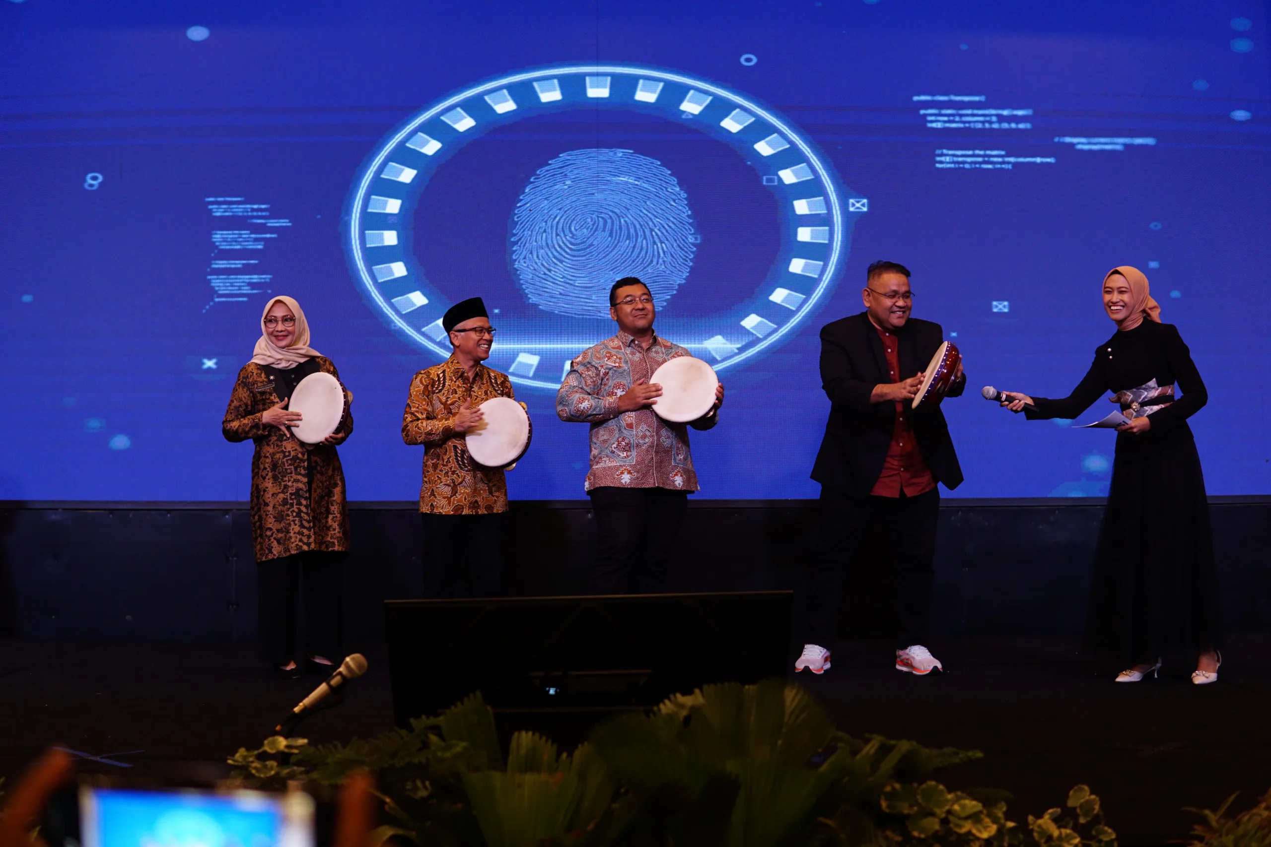 Ketua JMSI Teguh Santosa membuka Perayaan HUT JMSI Ke-5 di Banjarmasin (Foto : Istimewa)