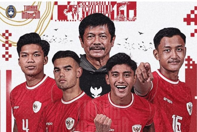 
					Pelatih Indra Sjafri bersama beberapa pemain Timnas U-20 (Foto: 1st)