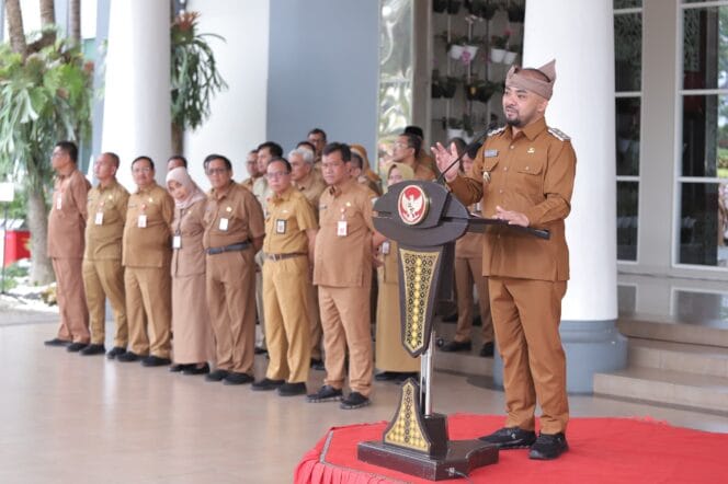
					Apel Perdana Pemerintah Kota Batu dengan Pemimpin Baru Wakil Wali Kota Batu Heli Suyanto