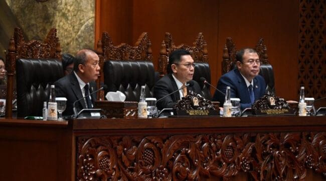 DPR RI Sahkan RUU Minerba Jadi UU (Foto: DPR RI)