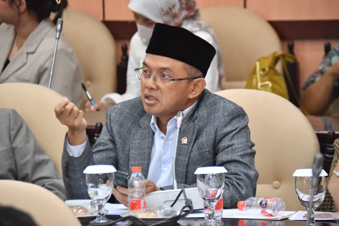 
					Anggota Komisi VIII DPR RI, KH Maman Imanulhaq. (foto: Ist)