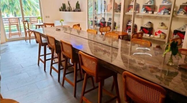 Salah satu sudut tempat nongkrong asik di Tangerang yang saat ini viral (Foto :Sweden  Furnishing)