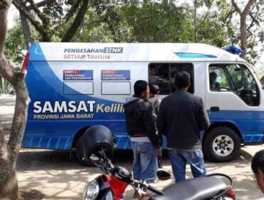 Samsat keliling ( Foto : Realita Rakyat)