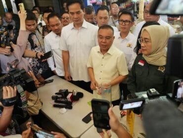 Wakil Ketua DPR RI Sufmi Dasco Saat memberikan keterangan kepada awak media (Foto : parlementaria)