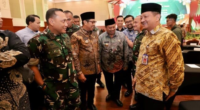Wali Kota Batu Hadiri Rakor Pengamanan Mudik Lebaran Bersama Forkopimda Provinsi Jatim (Foto: Isitimewa)