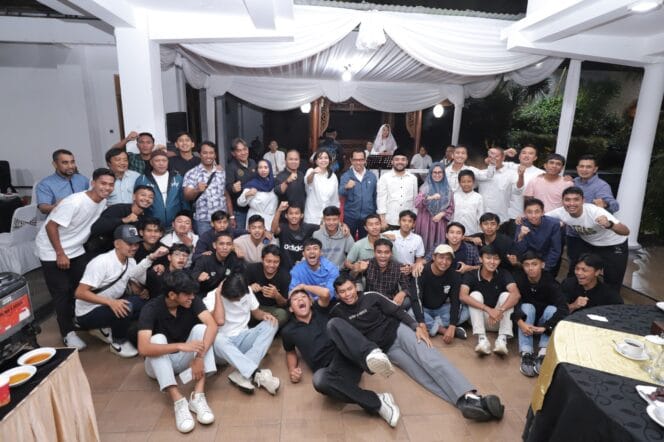 
					Wali dan Wakil Wali Kota Batu Hadir Bersilaturahmi dengan Managemen Persikoba (Foto: Humas Pemkot Batu)
