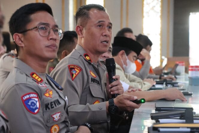 
					Kapolres Batu Hadiri Rakor Lintas Sektoral (Foto: Humas Polres Batu)