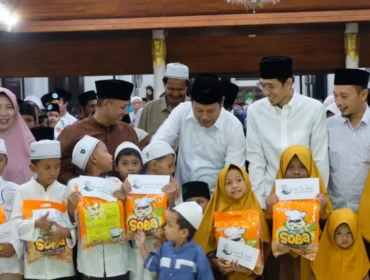 Kegiatan Buka Puasa Bersama dengan Anak Yatim Piatu di Kabupaten Sidoarjo (Foto: Istimewa)