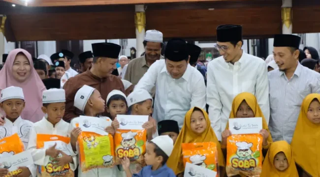 Kegiatan Buka Puasa Bersama dengan Anak Yatim Piatu di Kabupaten Sidoarjo (Foto: Istimewa)