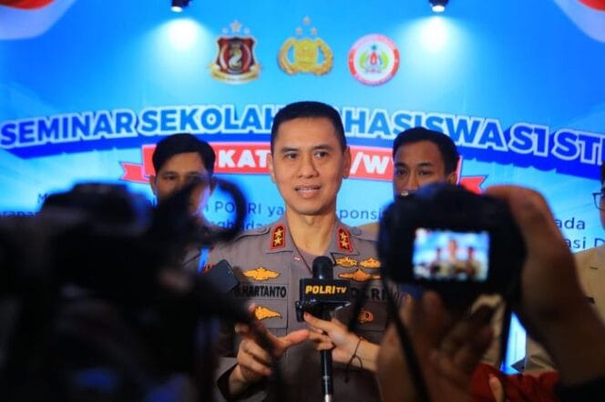 
					Ketua Sekolah Tinggi Ilmu Kepolisian (STIK) Irjen. Pol.Dadang Hartanto  (Foto : Humas Polri)