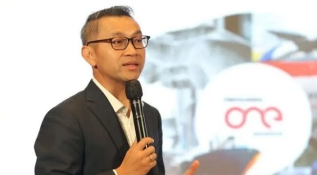 Tersangka baru pada kasus dugaan korupsi minyak oplosan, Maya Kusmaya (Foto: fifpopos)