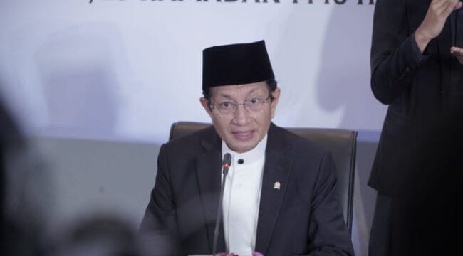 Menteri Agama Nasaruddin Umar saat menberikan keterangan hasil sidang isbat 1 Syawal 1446/2025 (foto : Humas Kemang)