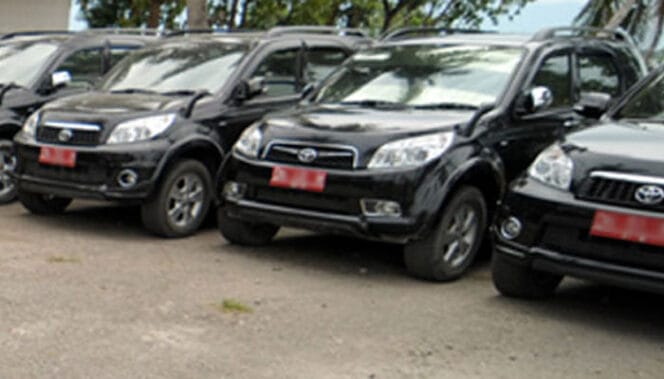 
					Ilustrasi Mobil Dinas ( Foto :Cipasera)