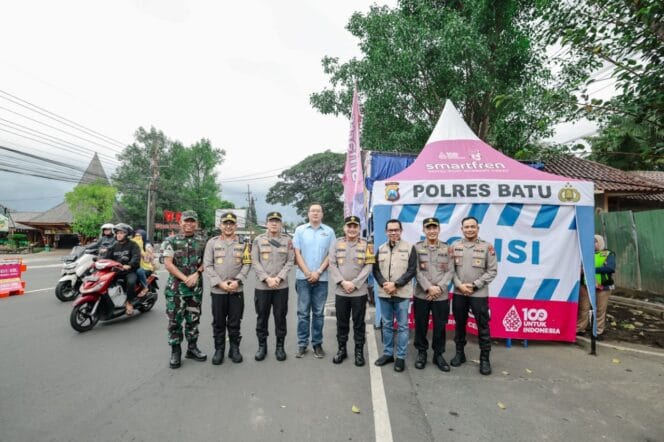 
Wakapolda Jatim Tinjau Kesiapan Pengamanan Arus Mudik dan Libur Lebaran 2025 di Pos Tim Urai JTP3 