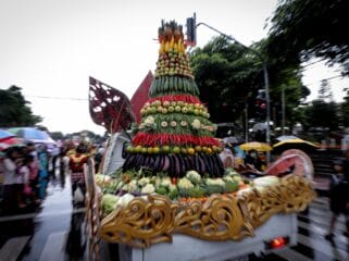 Pawai Budaya Pada Pagelaran Ketupat Syawal 1446H