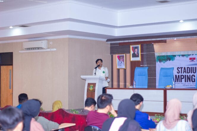 
					Kordinator BEM Banten Bersatu Bagas Yulianto saat memberikan sambutan diacara stadium General and Camping Kebangsaan (Foto: Bagas Yulianto)