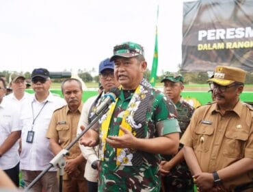 Kepala Staf Angkatan Darat (Kasad), Jenderal TNI Maruli Simanjuntak, M.Sc. saat meresmikan Sarana Pengairan .(Foto : Dispenad)