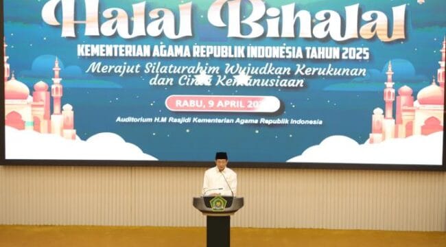Menteri Agama Nasaruddin Umar saat meberikan sambutan dalam acara halalbihalal di lingkungan Kemenag 