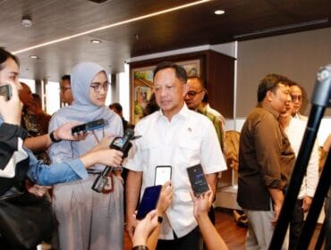 Mendagri Tito Karnavian Saat memberikan keterangan pers  keterangan dihadapan awak media (Foto : Puspen Kemendagri)