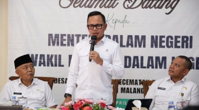 Wakil Menteri Dalam Negeri (Wamendagri) Bima Arya Sugiarto saat memberikan sambutan dalam kegiatan Peluncuran dan Dialog Musyawarah Desa/Kelurahan Khusus Pembentukan Koperasi Desa/Kelurahan Merah Putih di Kabupaten Malang  (Foto: Puspen  Kemendagri)