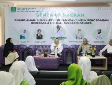 Wakil Bupati (Wabup) Tangerang Intan Nurul HikmahSaat hadir dalam acara Seminar Daerah dengan tema 
