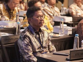 Wali Kota Tangerang Sachrudin  saat hadir dalam acara RUPS BJB (Foto : Tengerangkota.co.id)