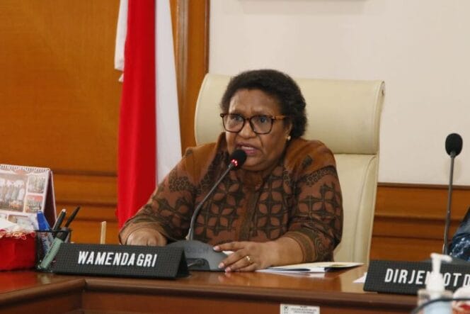 
					Wakil Menteri Dalam Negeri (Wamendagri) Ribka Haluk  (Foto : Puspen Kemendagri)