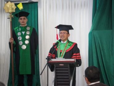 Anggota Komisi VIII DPR RI KH Maman Imanulhaq saat memberikan sambutan usai  resmi meraih gelar Doktor dari Universitas Nahdlatul Ulama Indonesia (UNUSIA) (Foto : Ist)