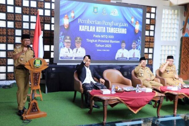 
Wali Kota Tangerang Sachrudin saat memberikan sambutan dalam acara pemberian penghargaan kepda para Kafilah Kota Tangerang. (Foto : Diskominfotik Kab.Tangerang)