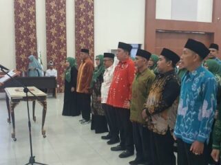 Ketua DPP LASQI NJ, Dr. KH. Maman Imanulhaq saat melantik pengurus DPW  LASQI Nusantara Jaya Sulteng (Foto : KITA)