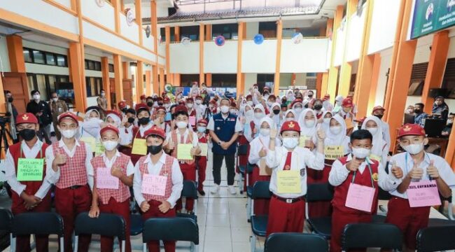 Ilustrasi : Para Pelajar Sekolah dasar di Bandung (Foto : Pemkot Bandung)