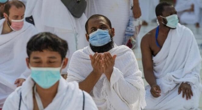 
					Ilustrasi, Jemaah Haji gunakan masker (Foto : Ist)