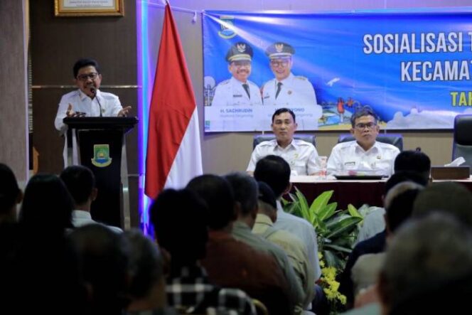 
Wali Kota Tangerang Sachrudin saat membuka sosialisasi Tata Pemerintahan (Foto : Diskominfo Pemkot Tangerang