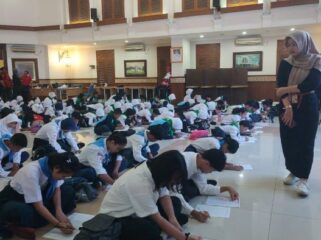 Suasana Seleksi  calon peserta Jumpa Bakti Gembira (Jumbara) ke-10 Palang Merah Remaja (PMR) Tingkat Provinsi DKI Jakarta Tahun 2025 (Foto: Kominfotik Jakpus)