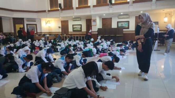 
Suasana Seleksi  calon peserta Jumpa Bakti Gembira (Jumbara) ke-10 Palang Merah Remaja (PMR) Tingkat Provinsi DKI Jakarta Tahun 2025 (Foto: Kominfotik Jakpus)