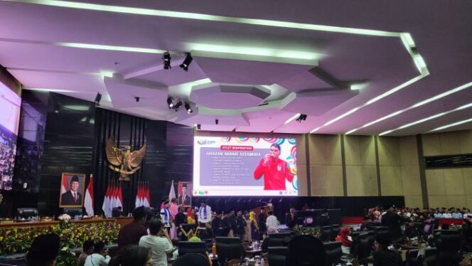 
					Suasana saat berlangsungnya Rapat Paripurna Istimewa dalam rangka HUT Jakarta ke 498  (Foto : Ist)
