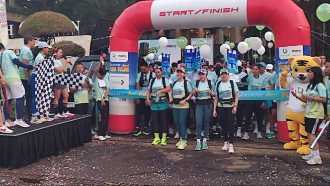 
					Ratusan pesertan Discovery Ancol Fun Run 2025 saat melakukan Start. (Foto : Sirhan/ Jejaknarasi.id.)