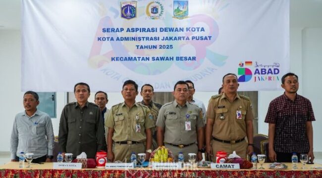 Sekretaris Kota (Sekko) Administrasi Jakarta Pusat Jakarta Pusat Denny Ramdany saat menghadiri Serap Aspirasi Dewan Kota . (Foto : Kimifotik Pemkot Jakpus)